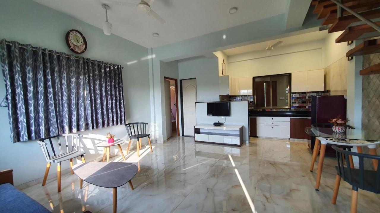 Nessies Nagaon Villa Алибаг Екстериор снимка