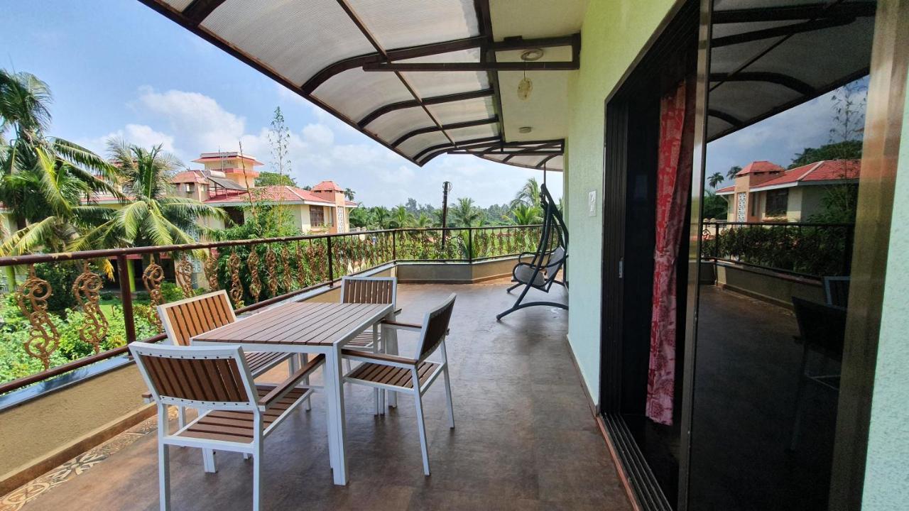 Nessies Nagaon Villa Алибаг Екстериор снимка